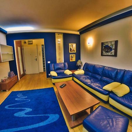 Nicole'S Apartment Букурещ Екстериор снимка