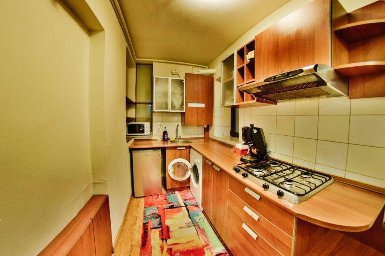 Nicole'S Apartment Букурещ Екстериор снимка