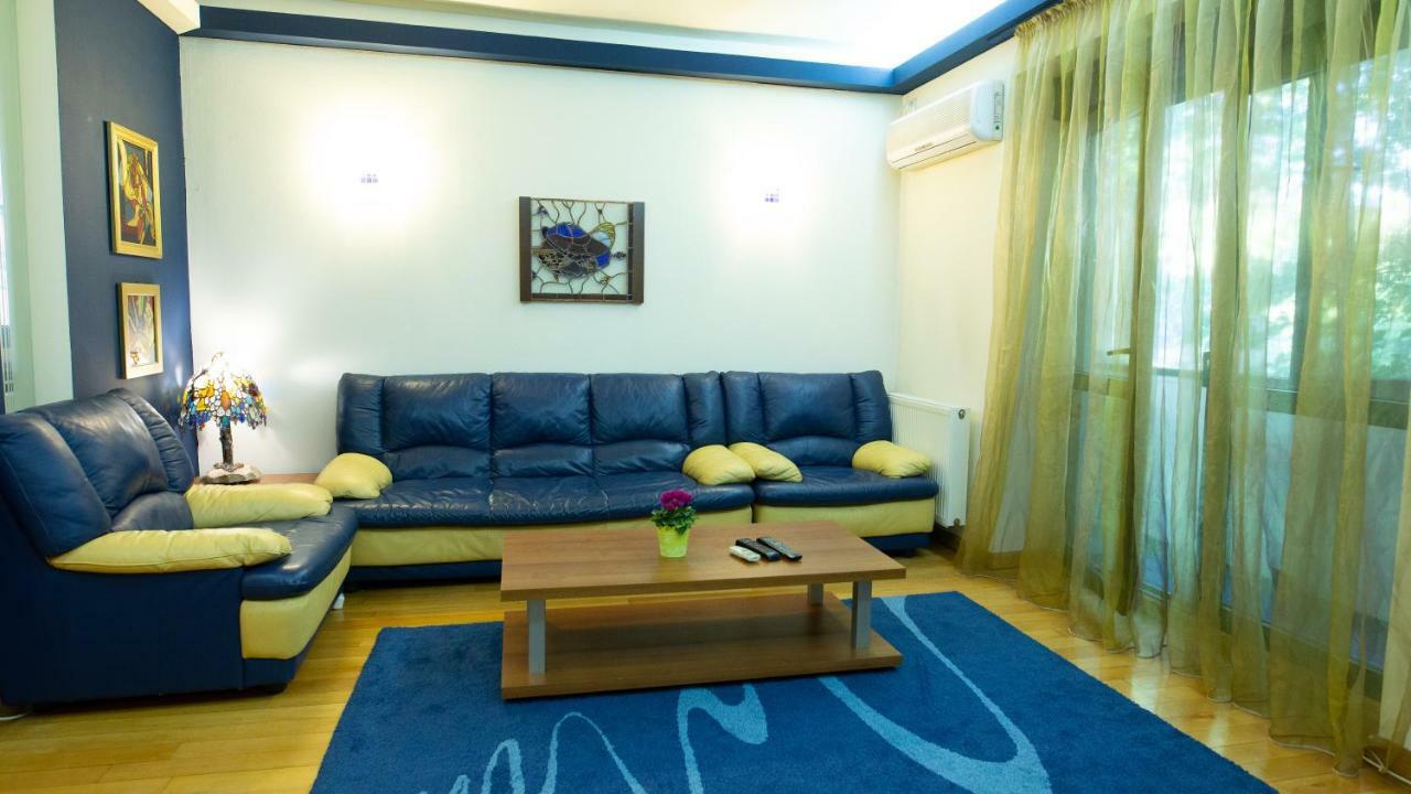 Nicole'S Apartment Букурещ Екстериор снимка