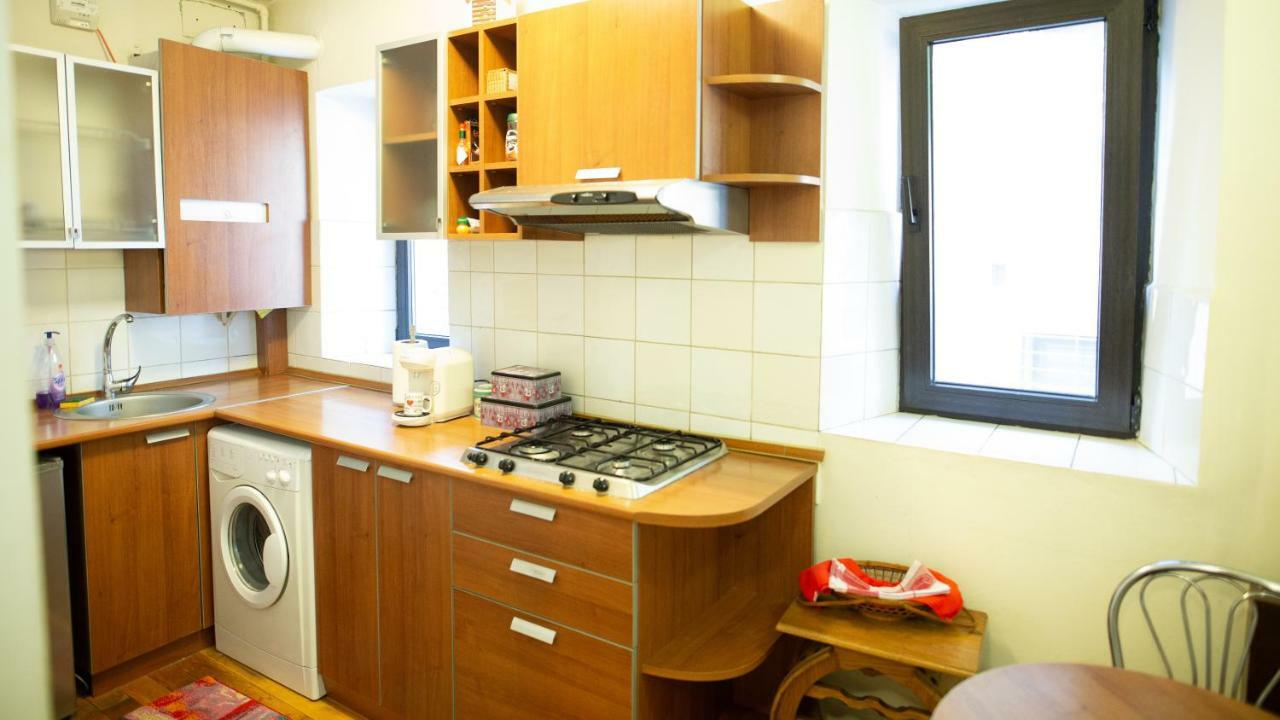 Nicole'S Apartment Букурещ Екстериор снимка